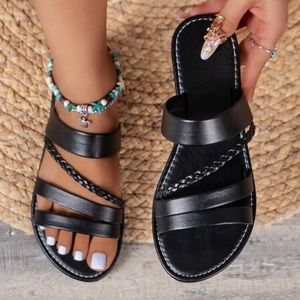 NEVER WORN. Womens Braided Detail Flat Sandals, Vacation Black Slide Sandals